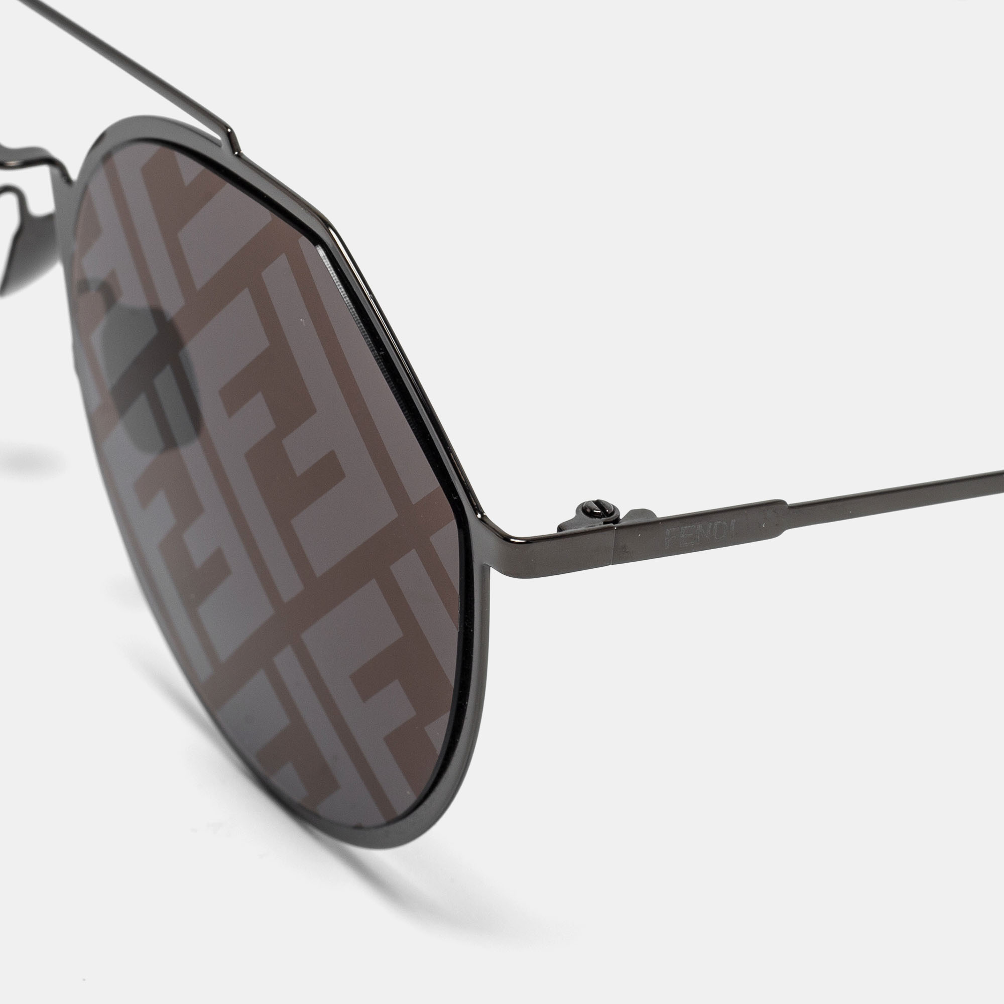 

Fendi Black/Blue FF M0021/S Round Sunglasses