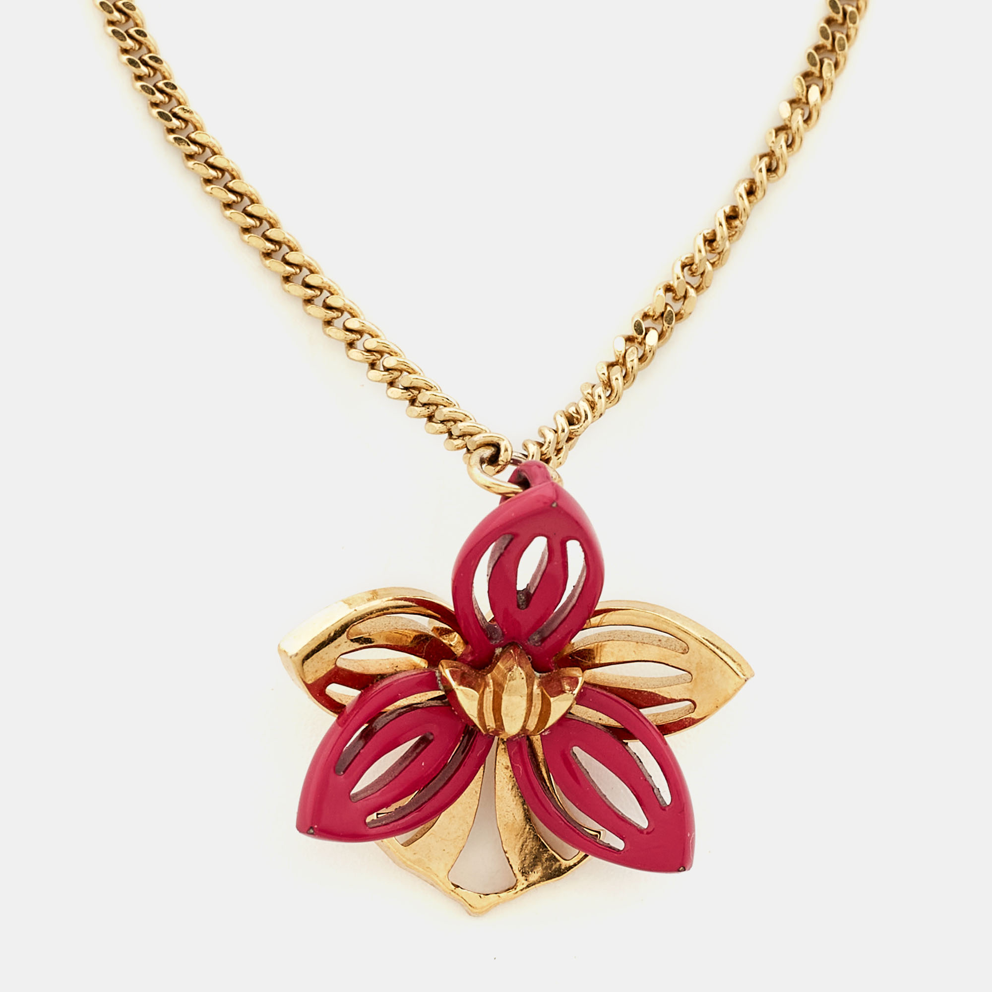 

Fendi Flower Resin Gold Tone Charm Bracelet