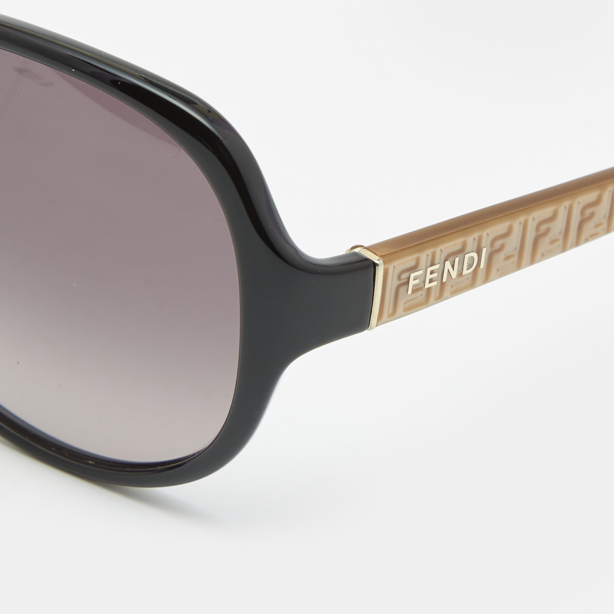 

Fendi Black/Brown FS5274 Gradient Oversized Sunglasses