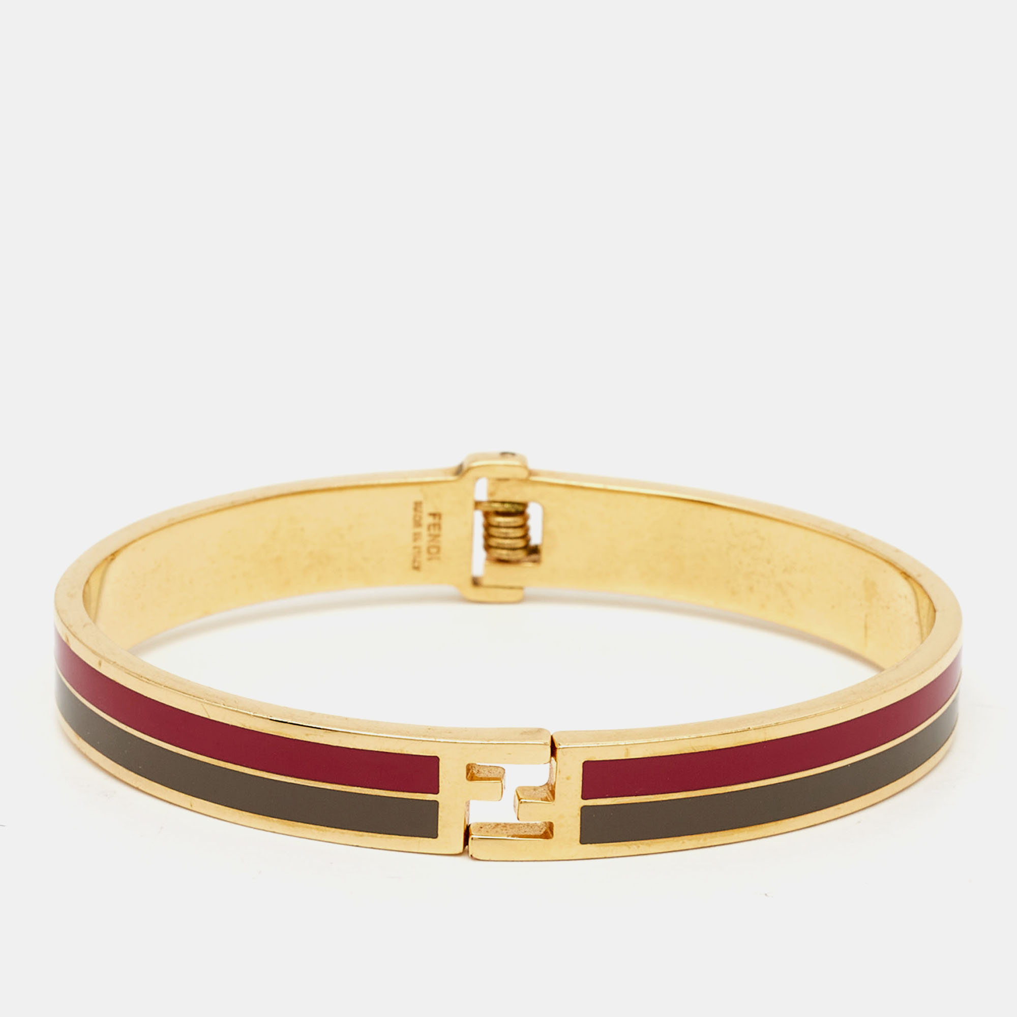Pre-owned Fendi Sta Enamel Gold Tone Bracelet L