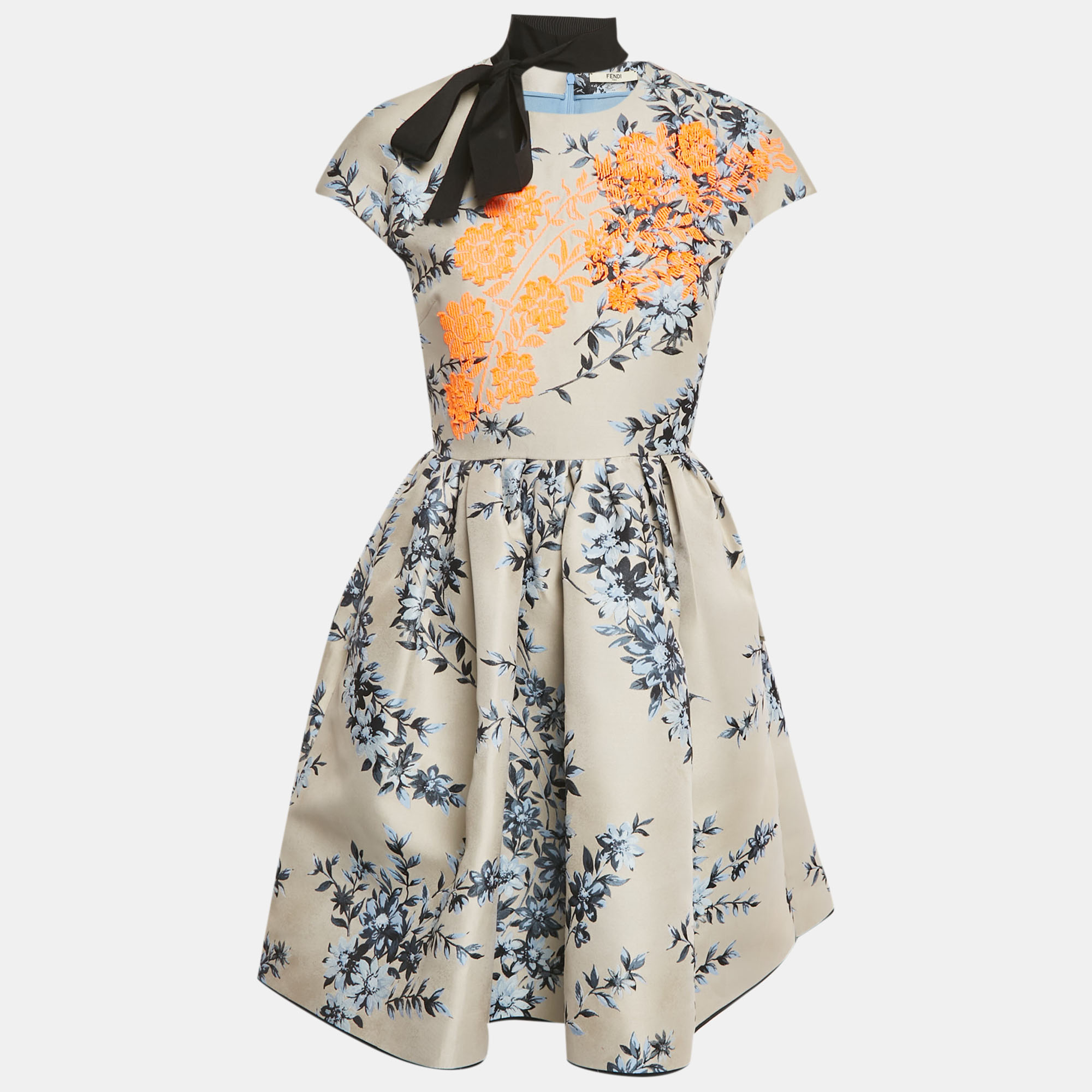 Click to view more detailed imagery on our partner's website Pre-owned Fendi Grey Embroidered Jacquard Mini Dress M In Gray