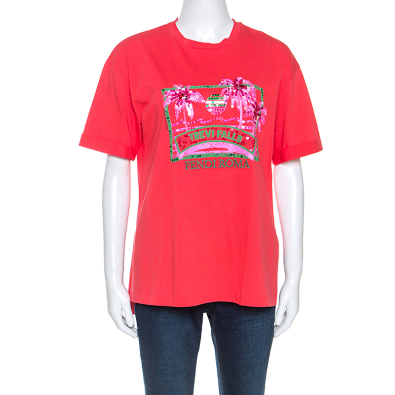 coral red t shirt