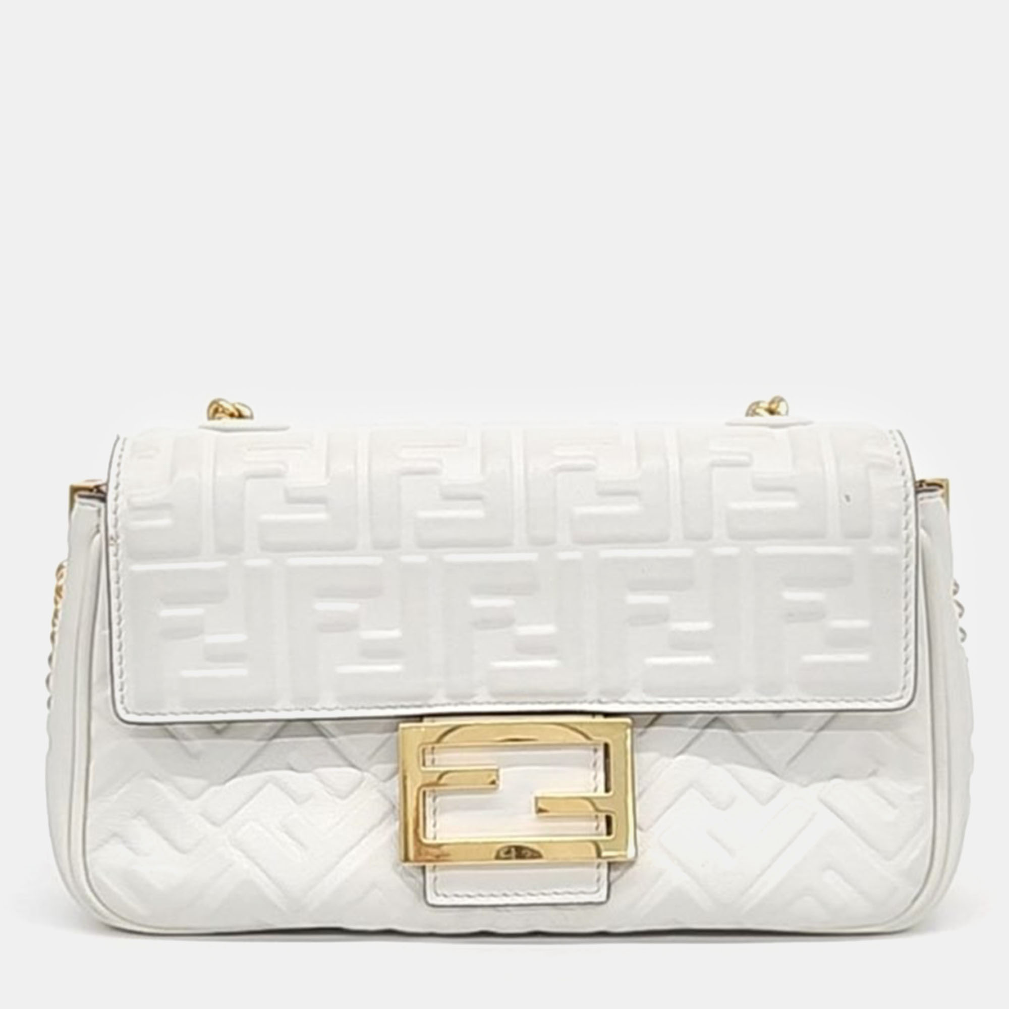 Pre-owned Fendi Baguette Chain Shoulder Bag In White