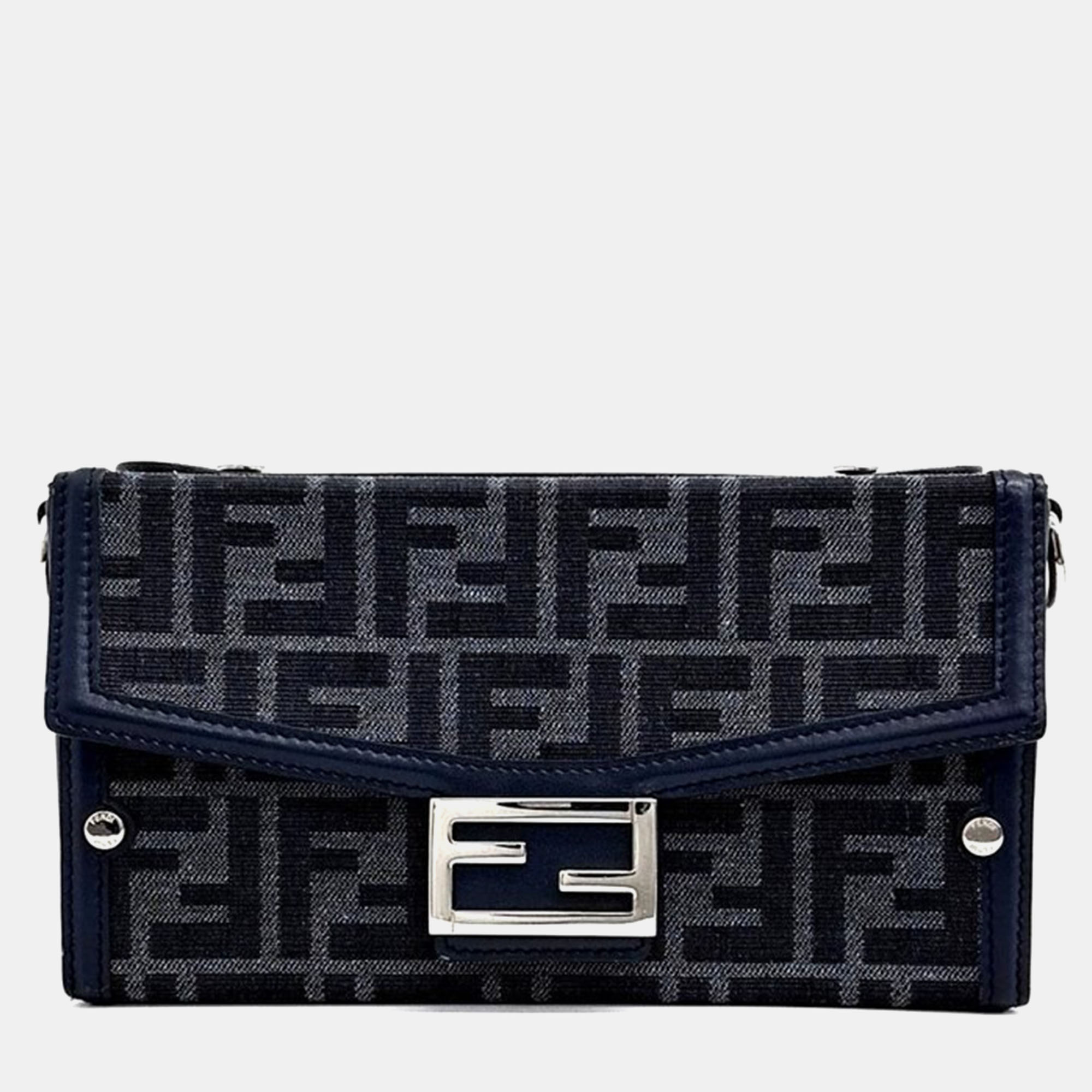 

Fendi baguette trunk bag, Navy blue