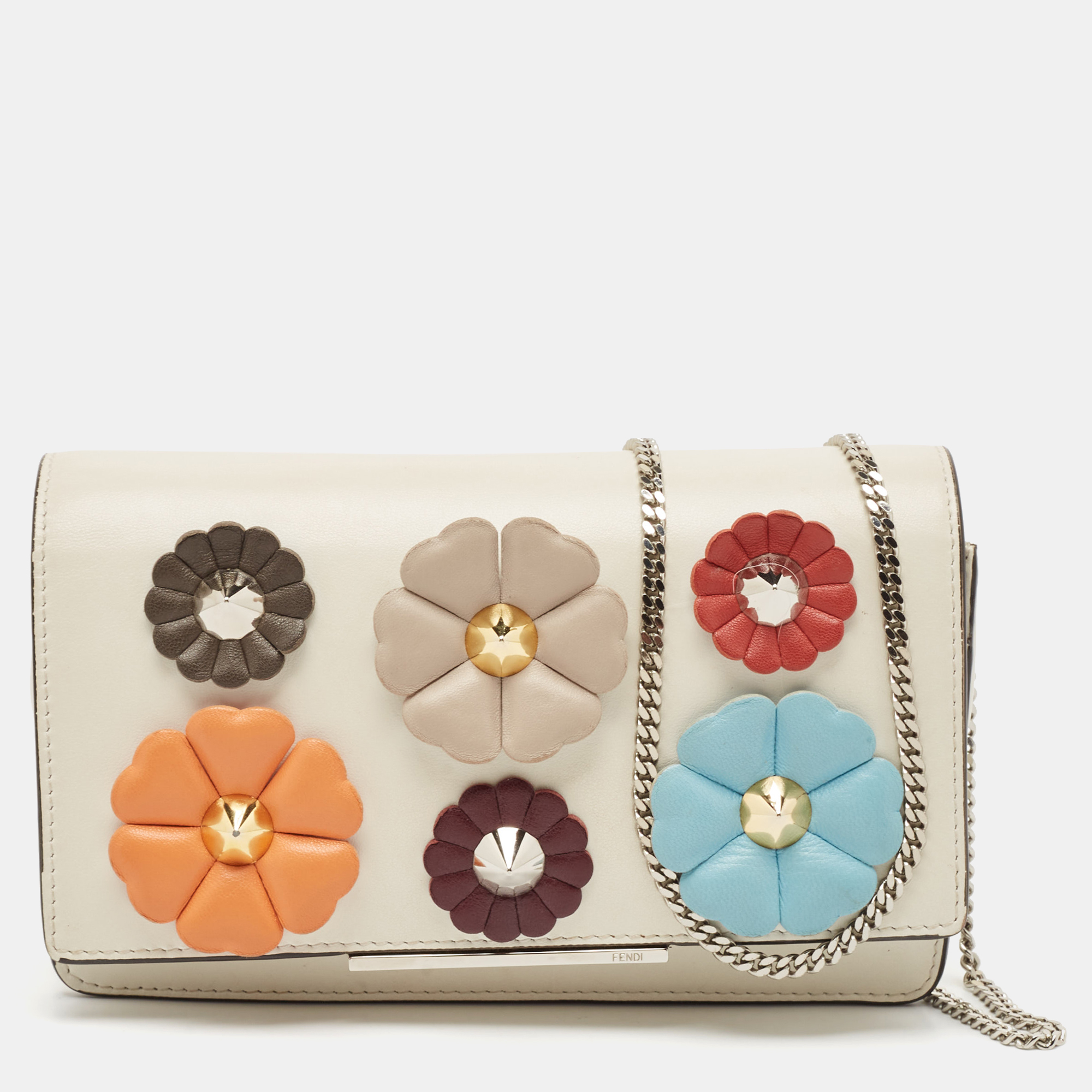 

Fendi Off White Leather Flowerland Tube Chain Clutch