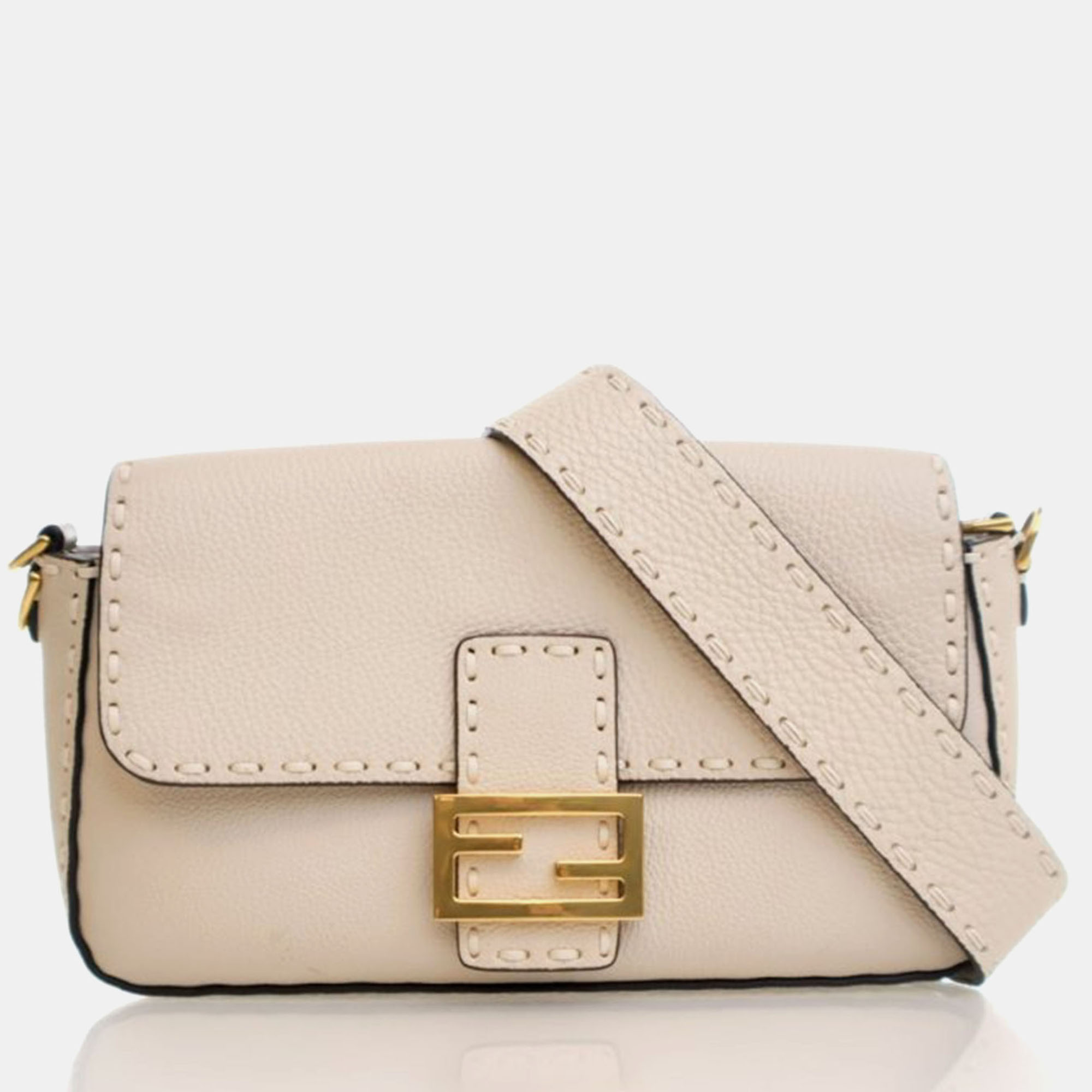 

Fendi Beige Calfskin Cuoio Roma Selleria Baguette Bag