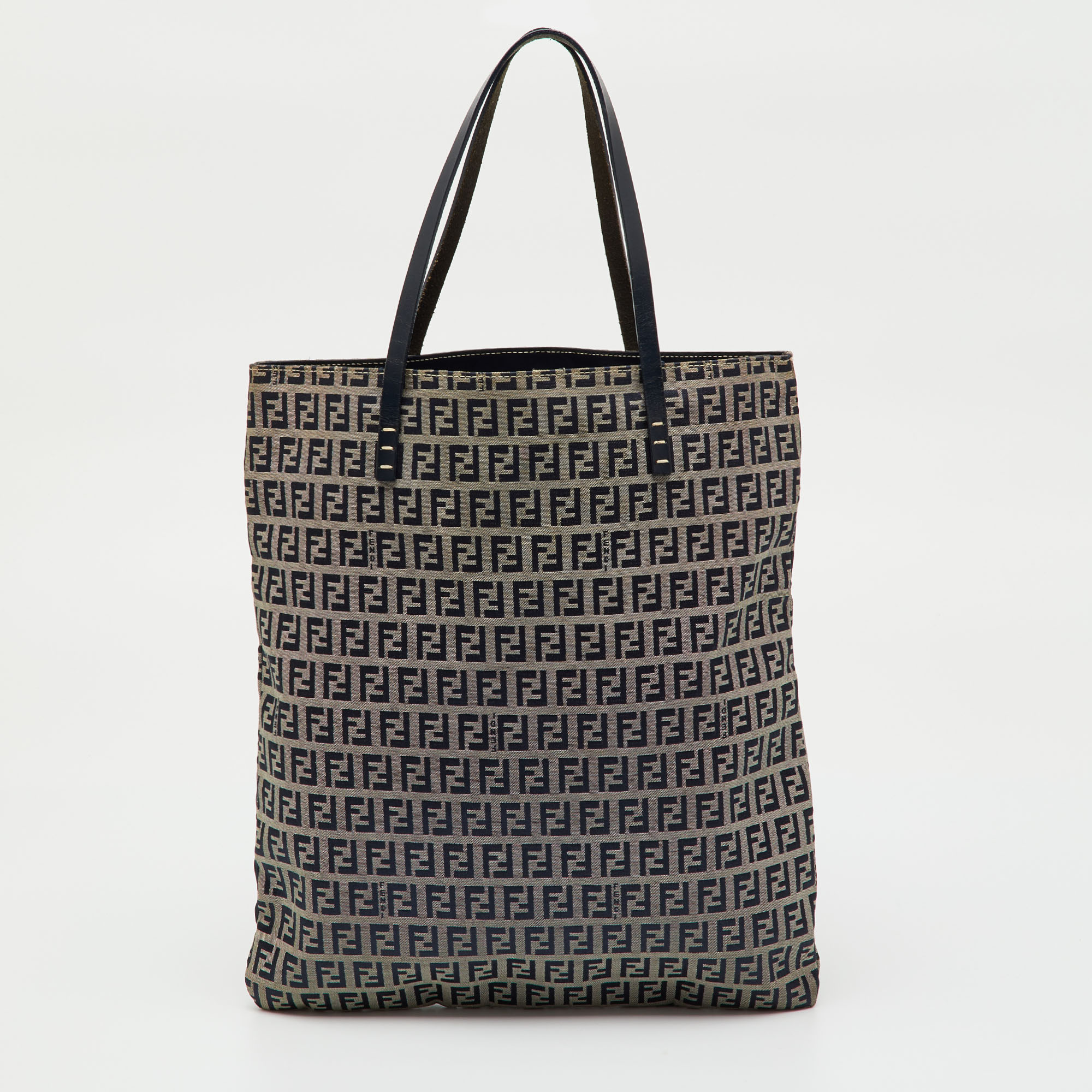 Pre-owned Fendi Navy Blue/beige Zucchino Canvas And Leather Vintage Shopper Tote