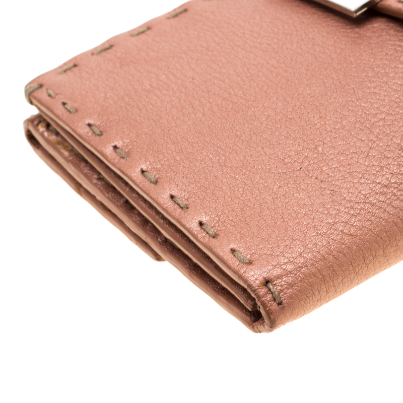 Pre-owned Fendi Rose Gold Metallic Leather Selleria Wallet In Pink