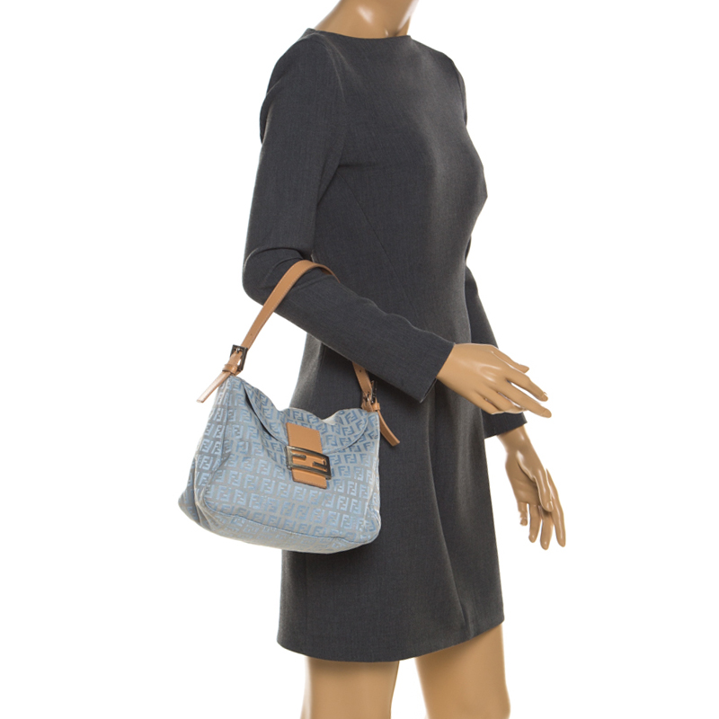 

Fendi Sky Blue Zucchino Canvas And Leather Mama Baguette Shoulder Bag
