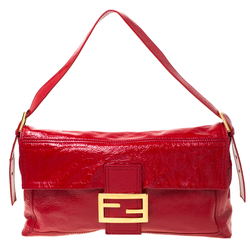 Pre Owned Fendi Red Crinkle Patent Leather Large Mamma Baguette Shoulder Bag