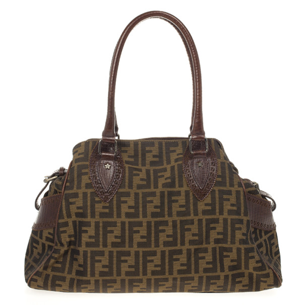 مملوكة مسبقًا Fendi Zucca Chef Medium Bag De Jour