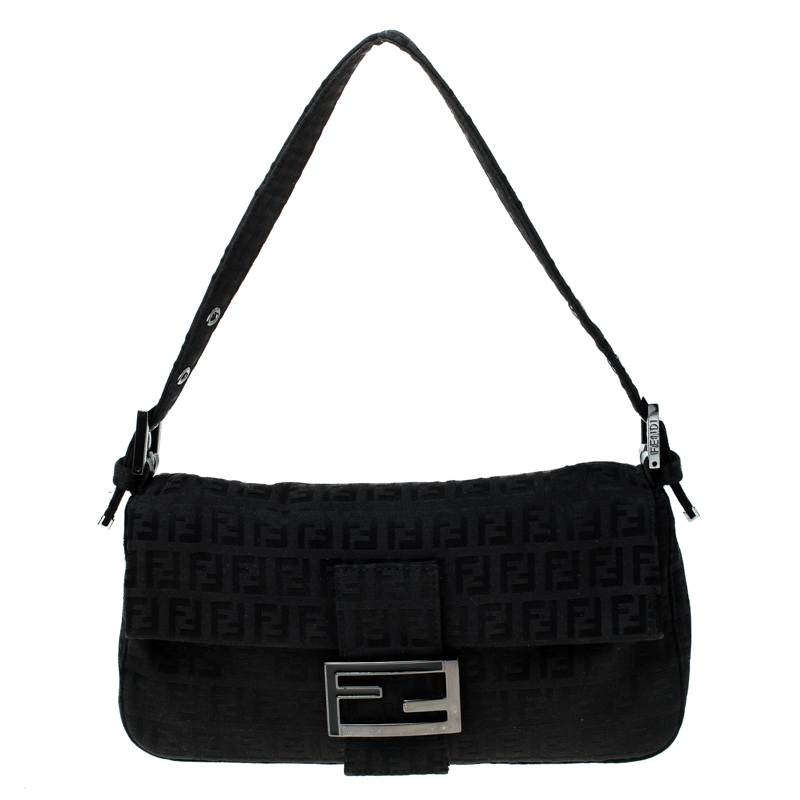 Baguette - Black leather bag | Fendi
