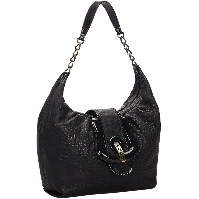 

Fendi Black Leather B Shoulder Bag