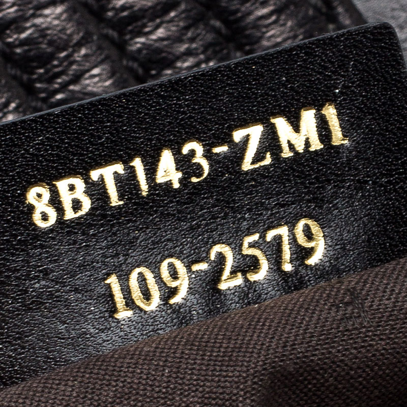 Pre-owned Fendi Black Leather Maxi Baguette Flap Shoulder Bag