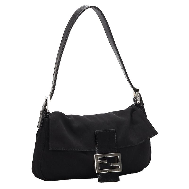 

Fendi Black Nylon Mamma Baguette