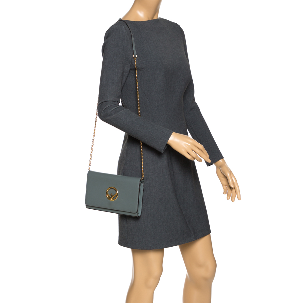 

Fendi Grey Leather Chain Clutch