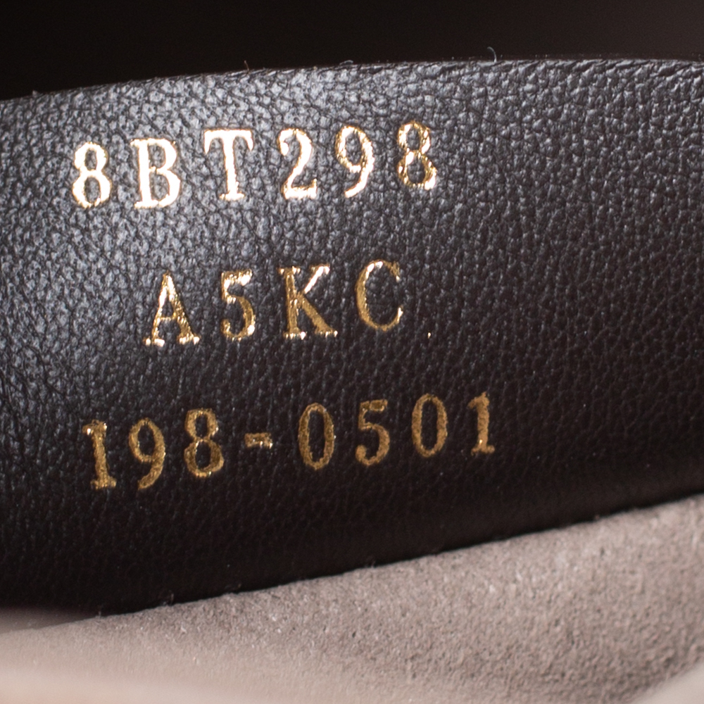 Fendi Mon Tresor Zucca mini bag in brown canvas and black leather trim with  logo badge Cloth ref.399335 - Joli Closet