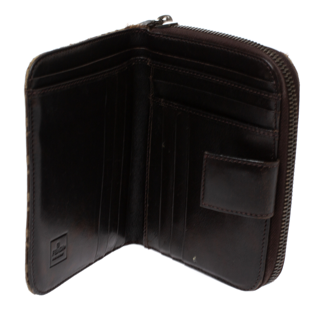 

Fendi Beige/Brown Zucchino Canvas and Leather Compact Wallet