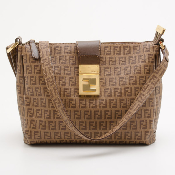 مملوكة مسبقًا Fendi Tobacco Zucchino Spalmati Clasp Detail Shoulder Bag