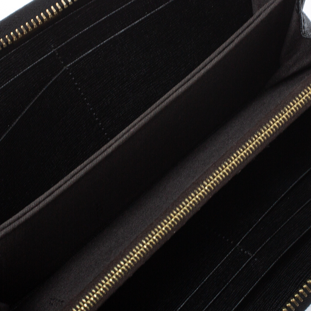 

Fendi Black Leather Elite Zip Around Wallet