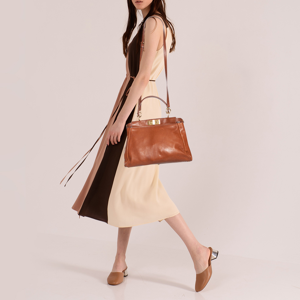 

Fendi Brown Leather Medium Peekaboo Top Handle Bag