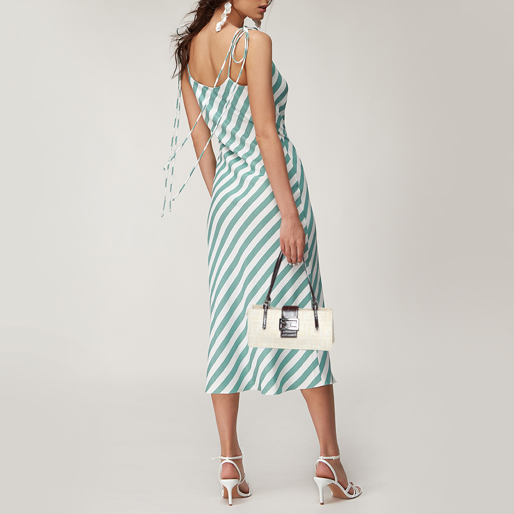 

Fendi Cream/Brown Zucca Canvas and Leather Shoulder Bag