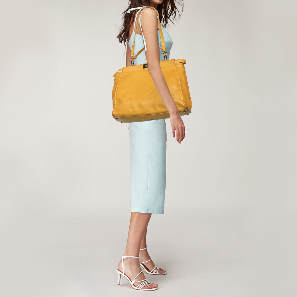 

Fendi Yellow Leather Large Peekaboo Top Handle Bag