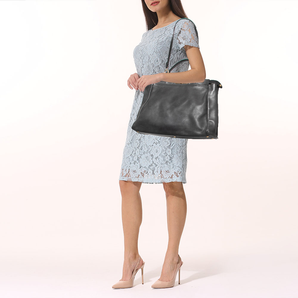 

Fendi Black Leather Large Peekaboo Top Handle Bag