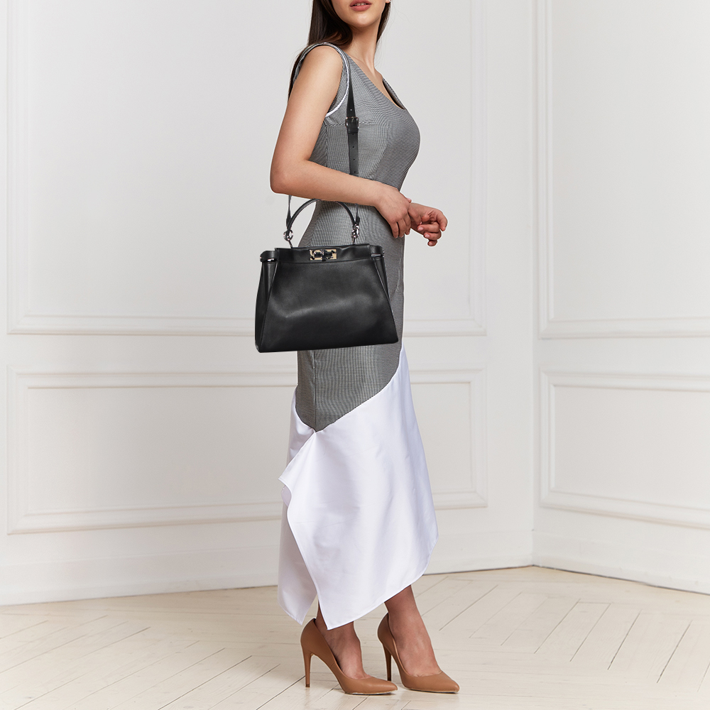 

Fendi Black Leather Medium Peekaboo Top Handle Bag