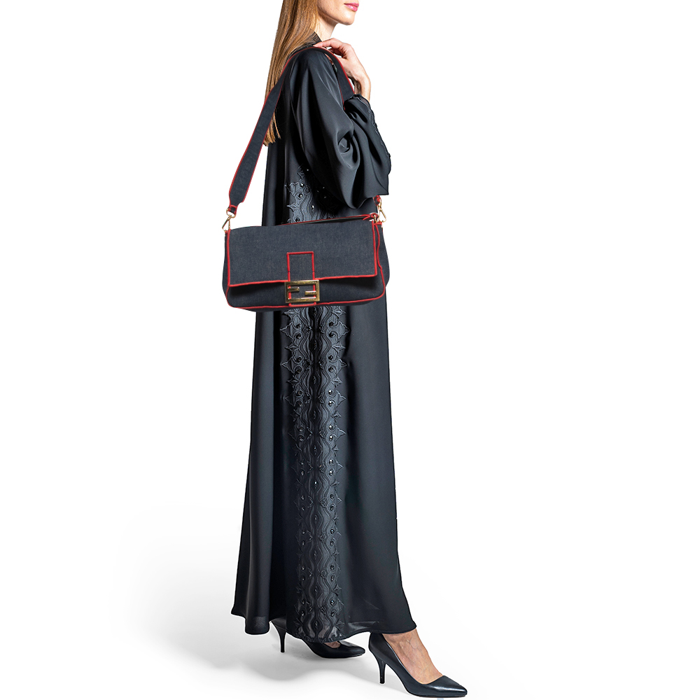 

Fendi Blue/Red Denim Large Baguette Shoulder Bag