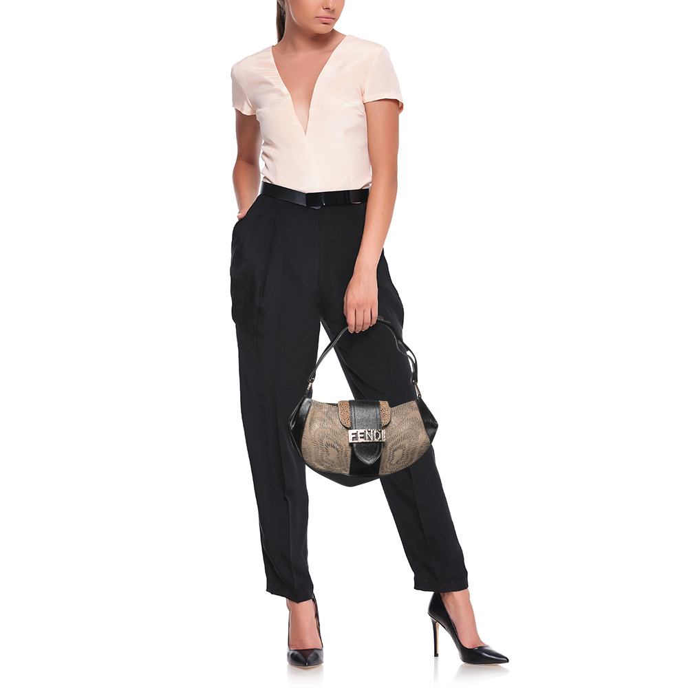 

Fendi Black/Beige Leather and Canvas Logo Shoulder Bag