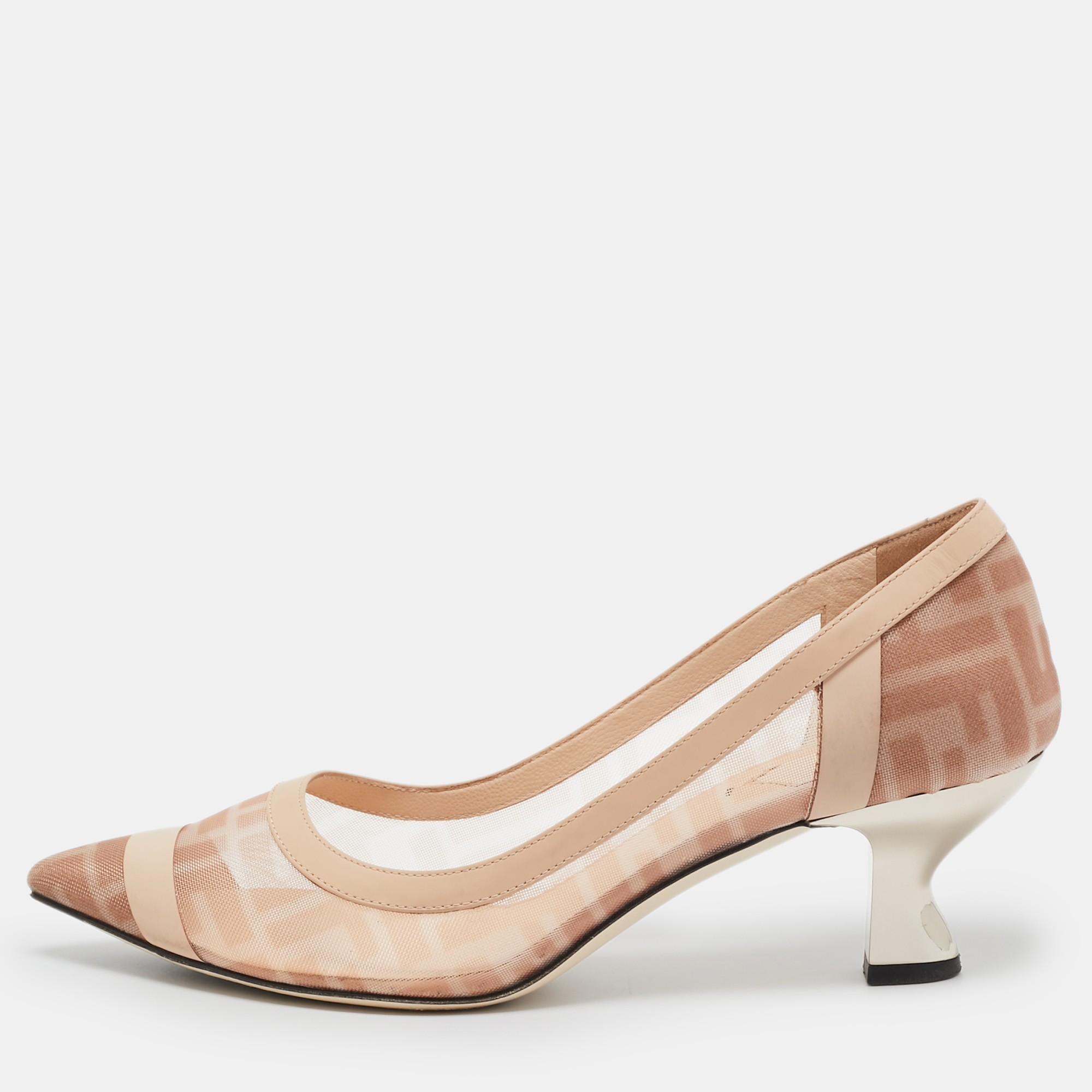 

Fendi Light Pink/Brown Zucca Mesh and Leather Colibri Pumps Size