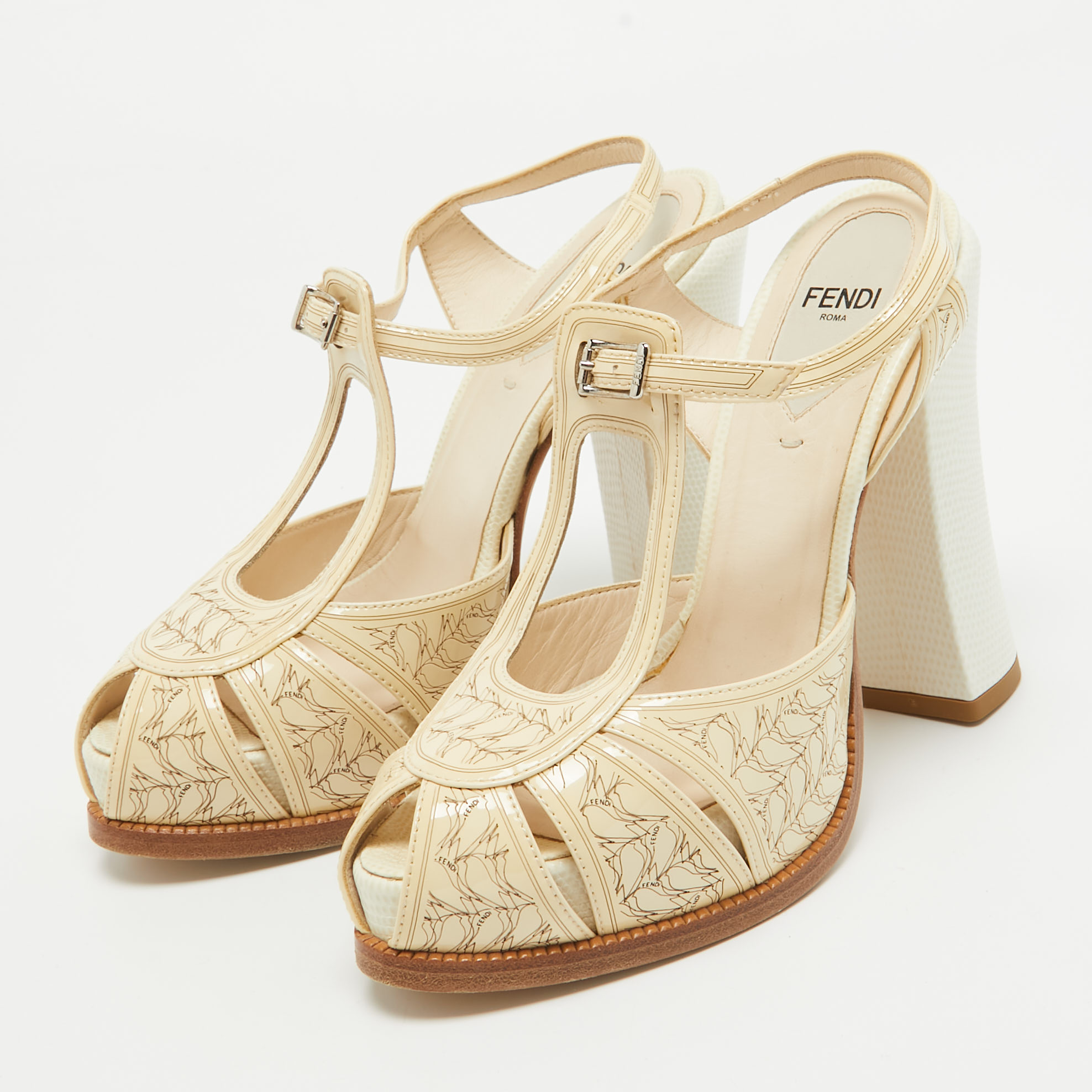 Fendi Cream Patent Leather T-Bar Ankle Strap Sandals Size 36 