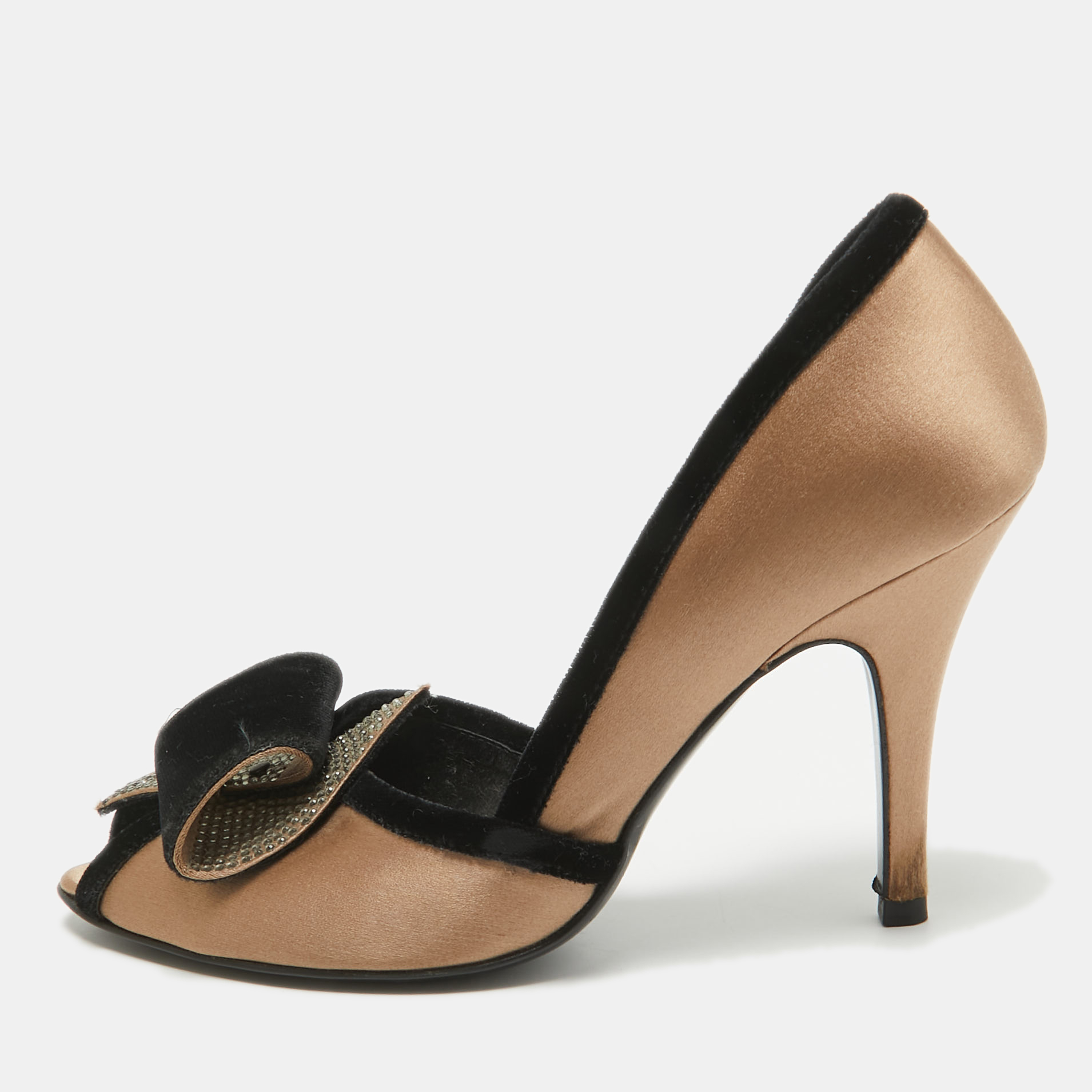 

Fendi Brown/Black Satin and Velvet D'orsay Pumps Size