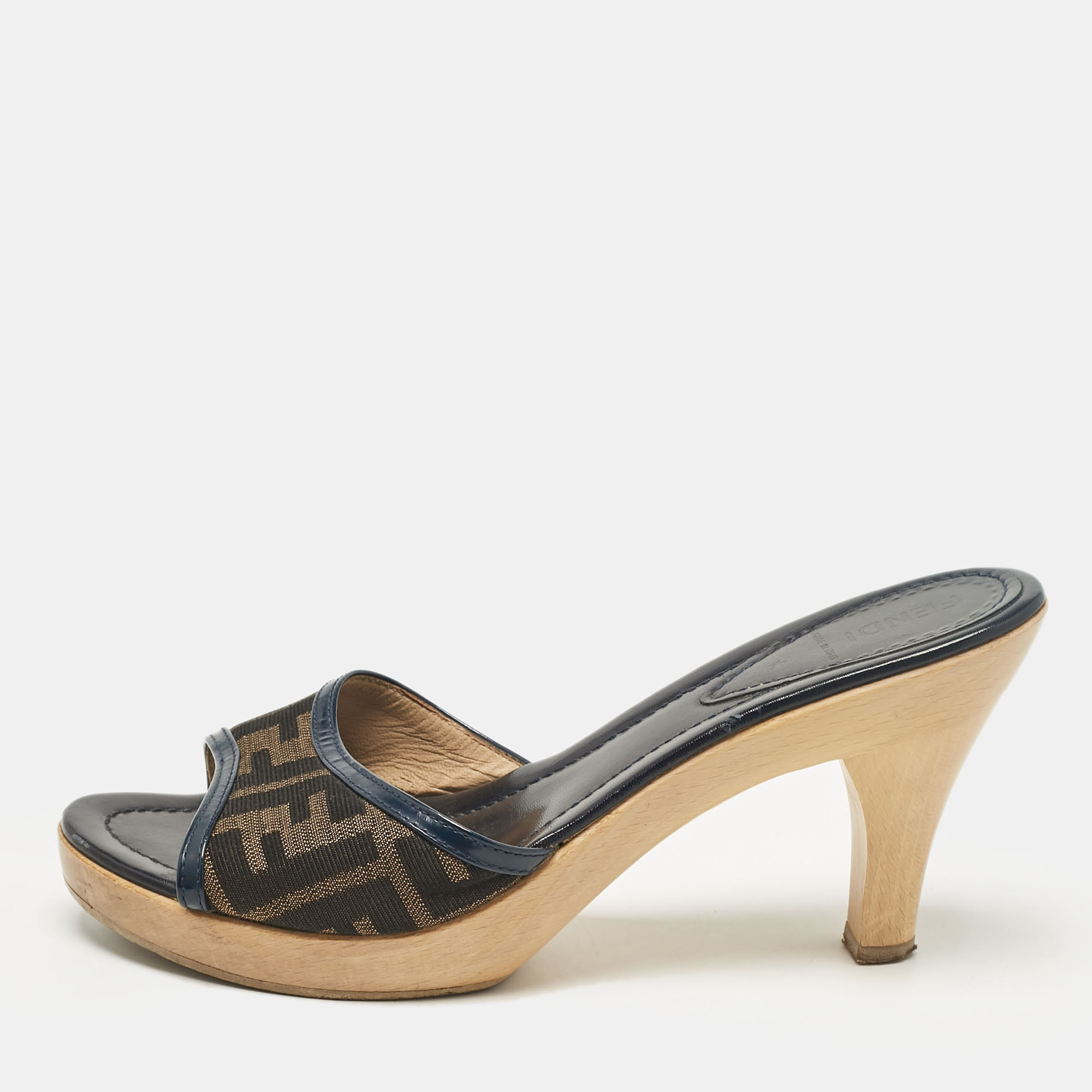 

Fendi Brown Canvas and Patent Leather Zucca Slide Sandals Size