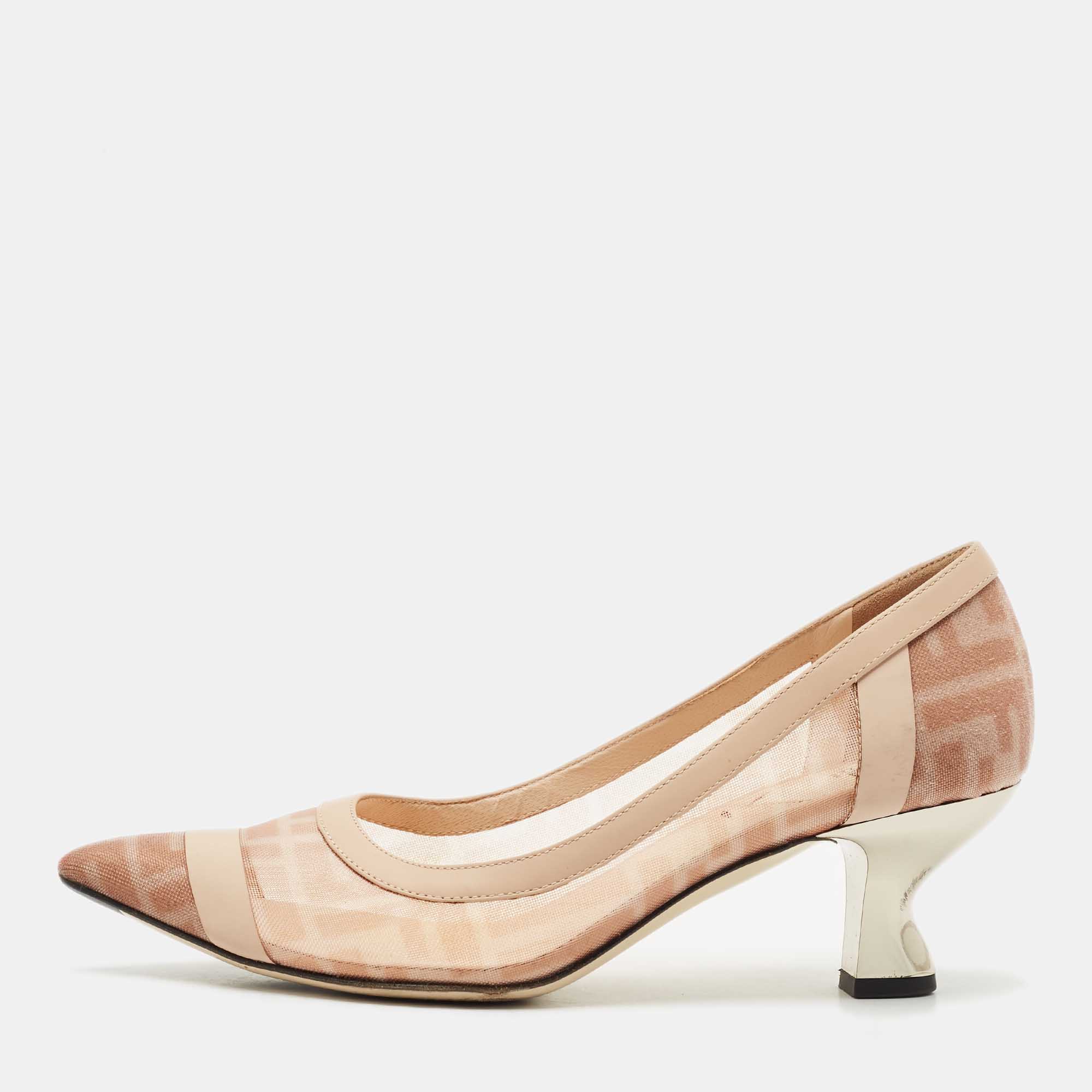 

Fendi Light Pink/Brown Zucca Mesh and Leather Colibri Pumps Size