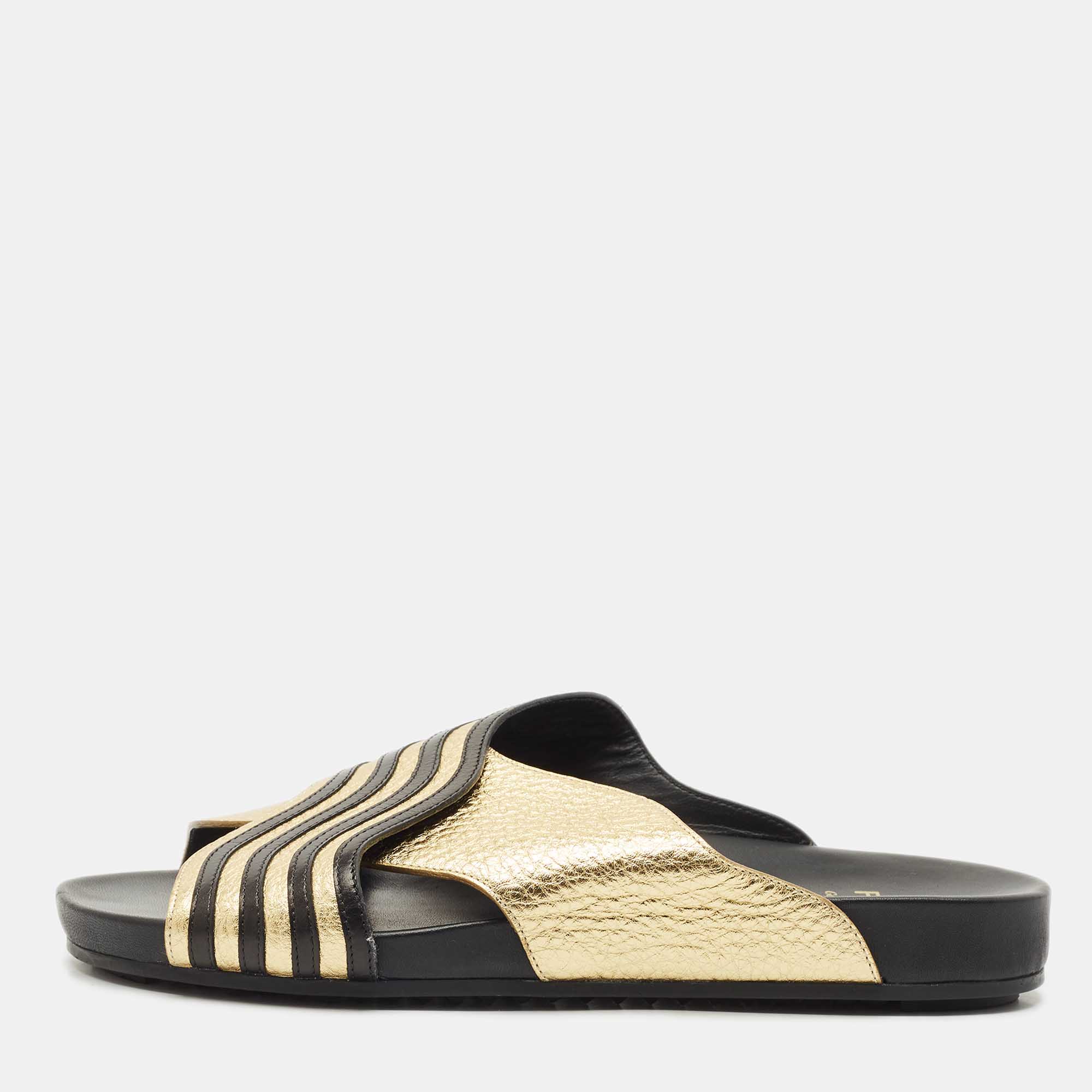 

Fendi Black/Gold Leather Slide Flat Sandals Size