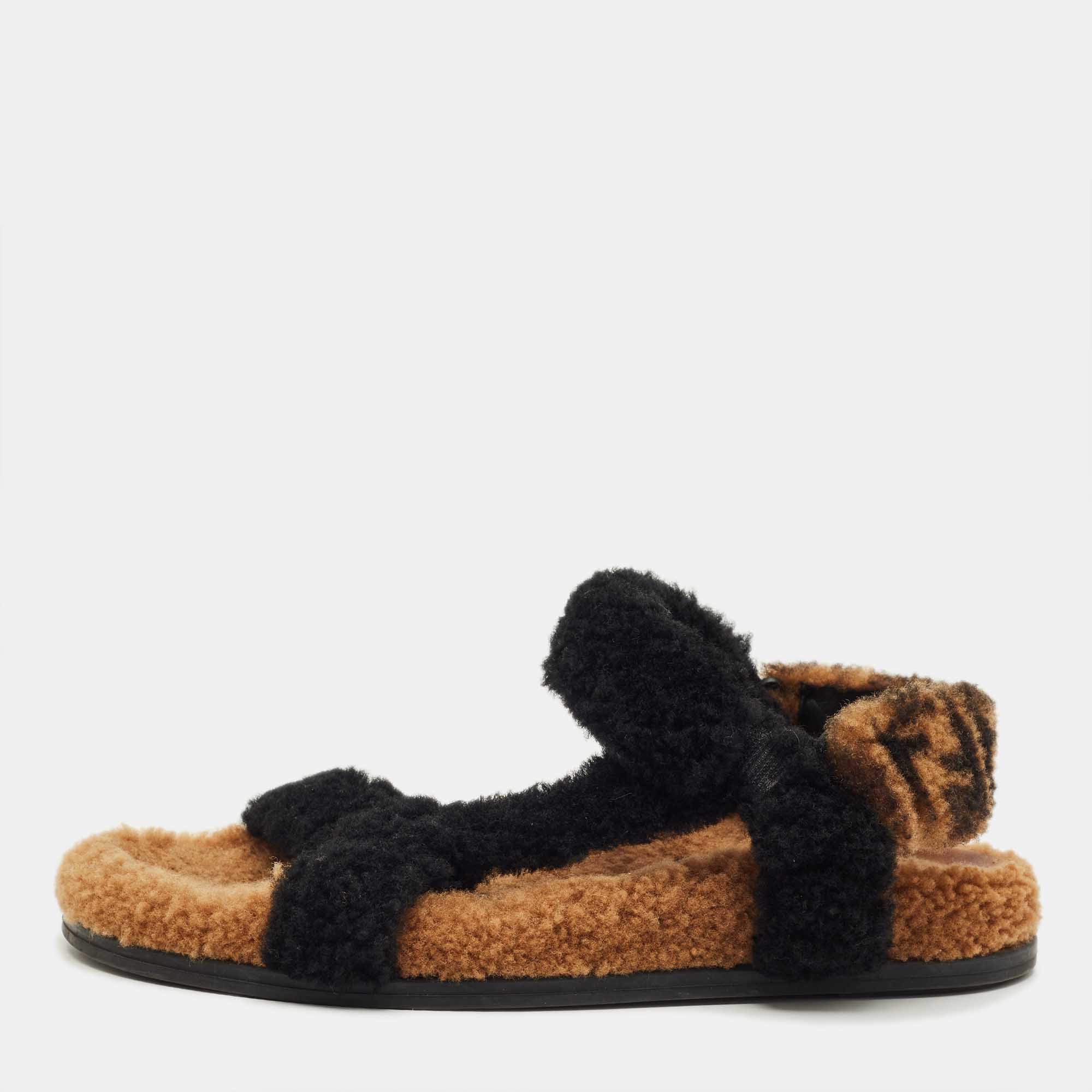 

Fendi Brown/Black Shearling Fur Ankle Strap Flat Sandals Size