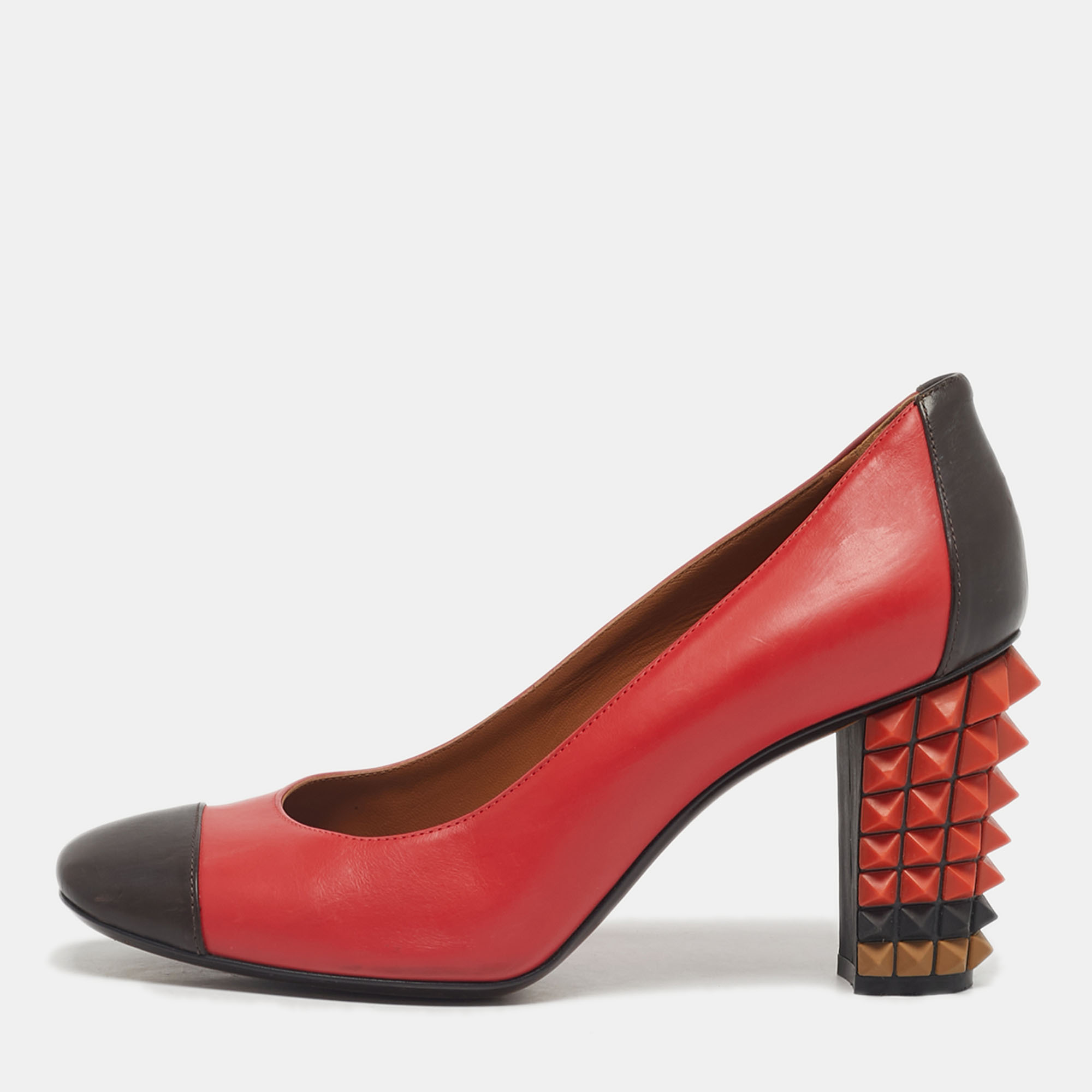 

Fendi Multicolor Leather Studded Block Heel Pumps Size