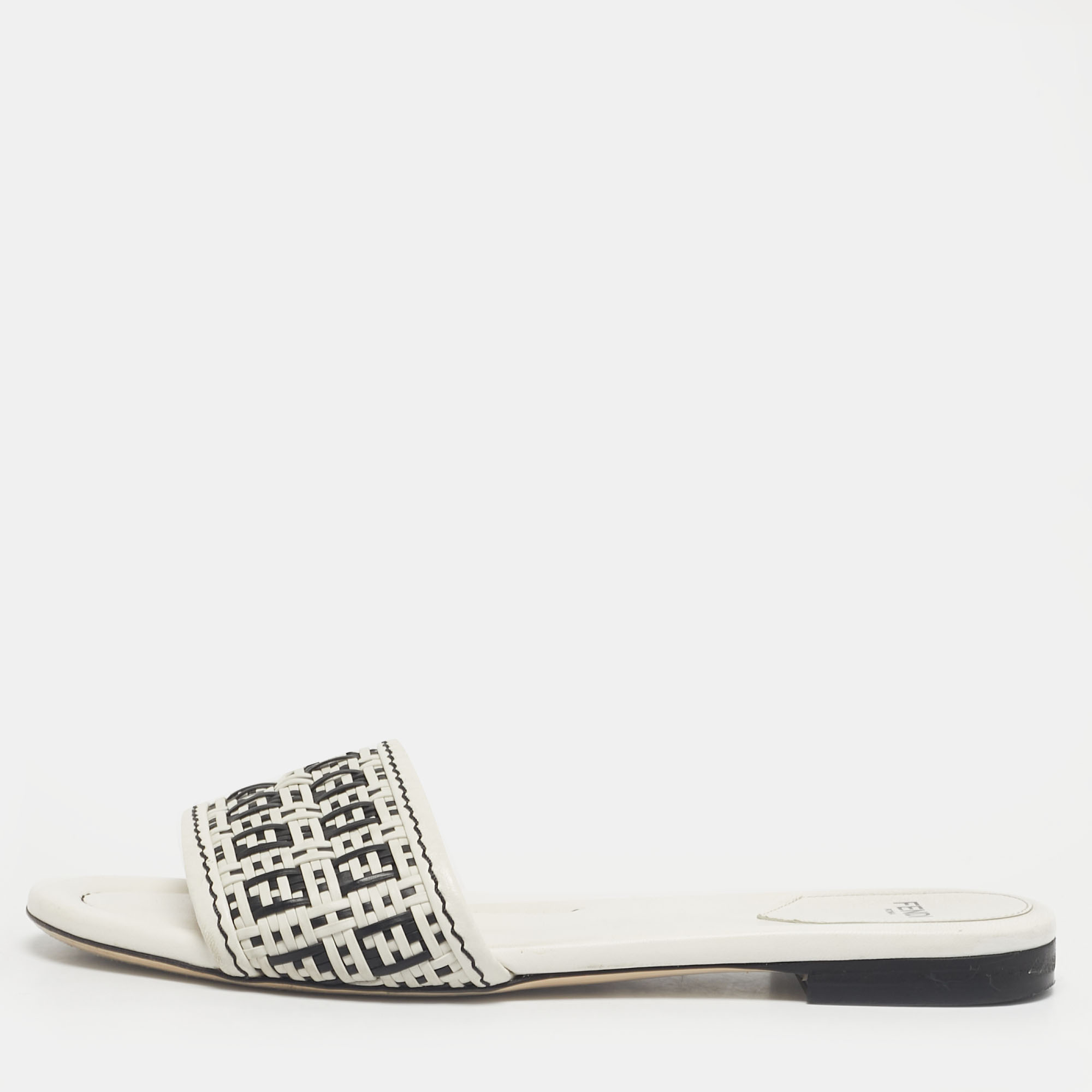 Pre-owned Fendi White Woven Leather Flat Slide Size 38