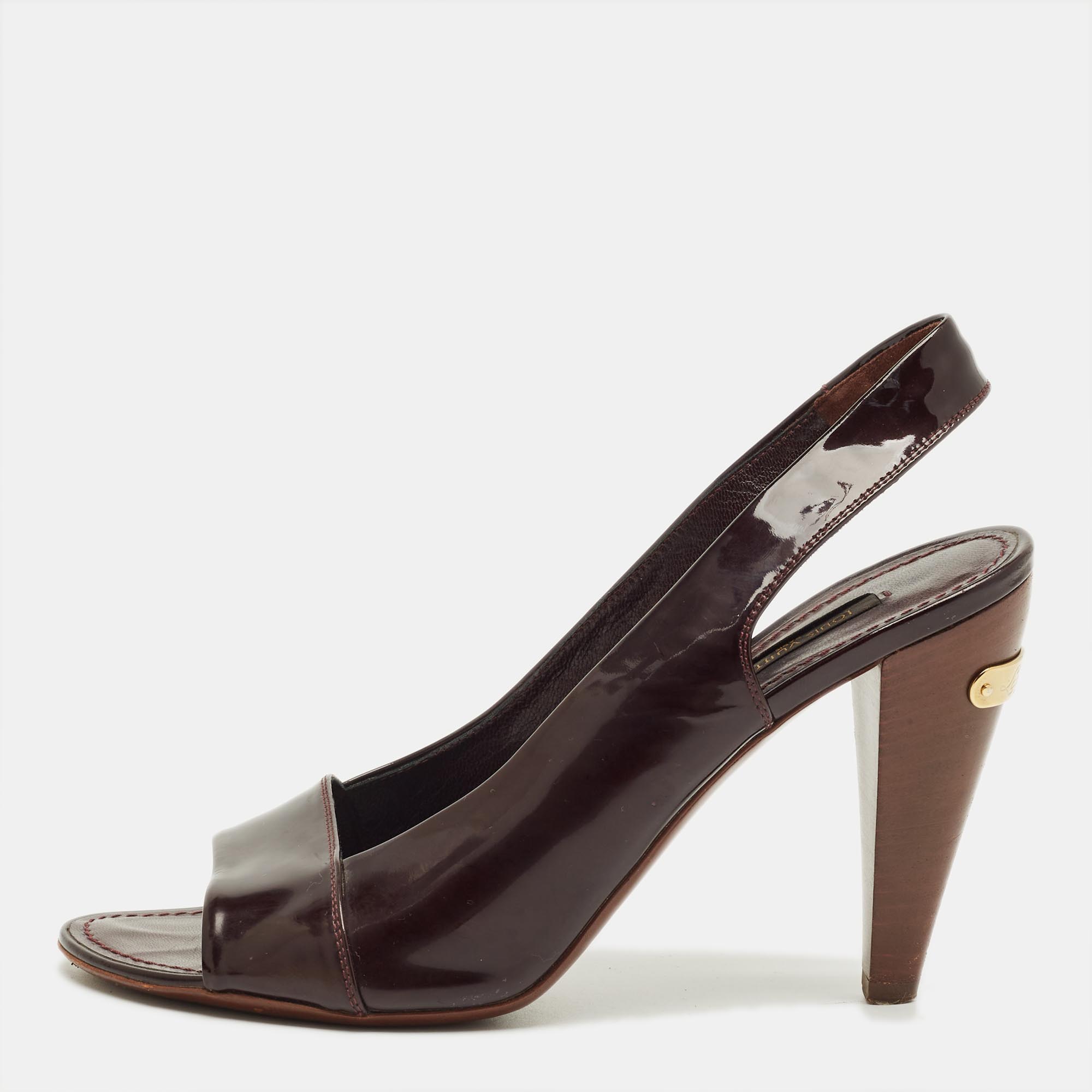 

Fendi Burgundy Patent Leather Ankle Strap Sandals Size