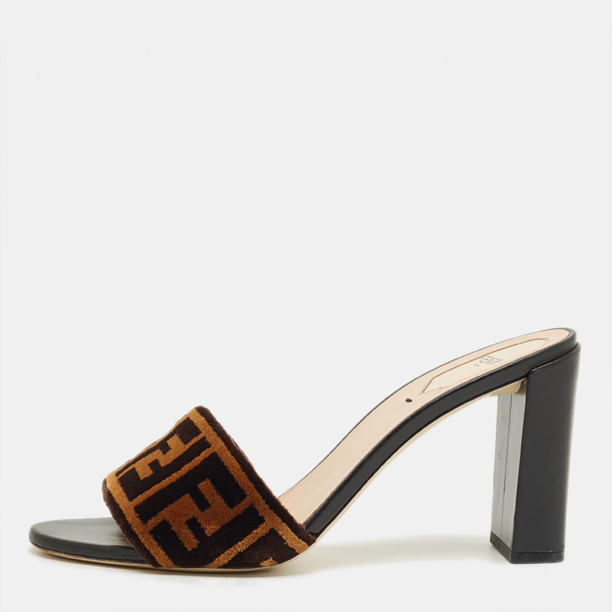 Pre-owned Fendi Brown Zucca Velvet Ff Logo Slip On Slide Sandals Size 40