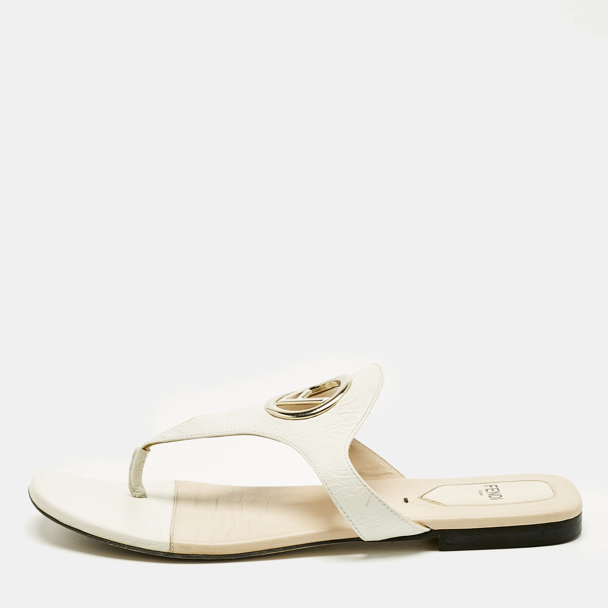 

Fendi Off White Leather Thong Flat Sandals Size