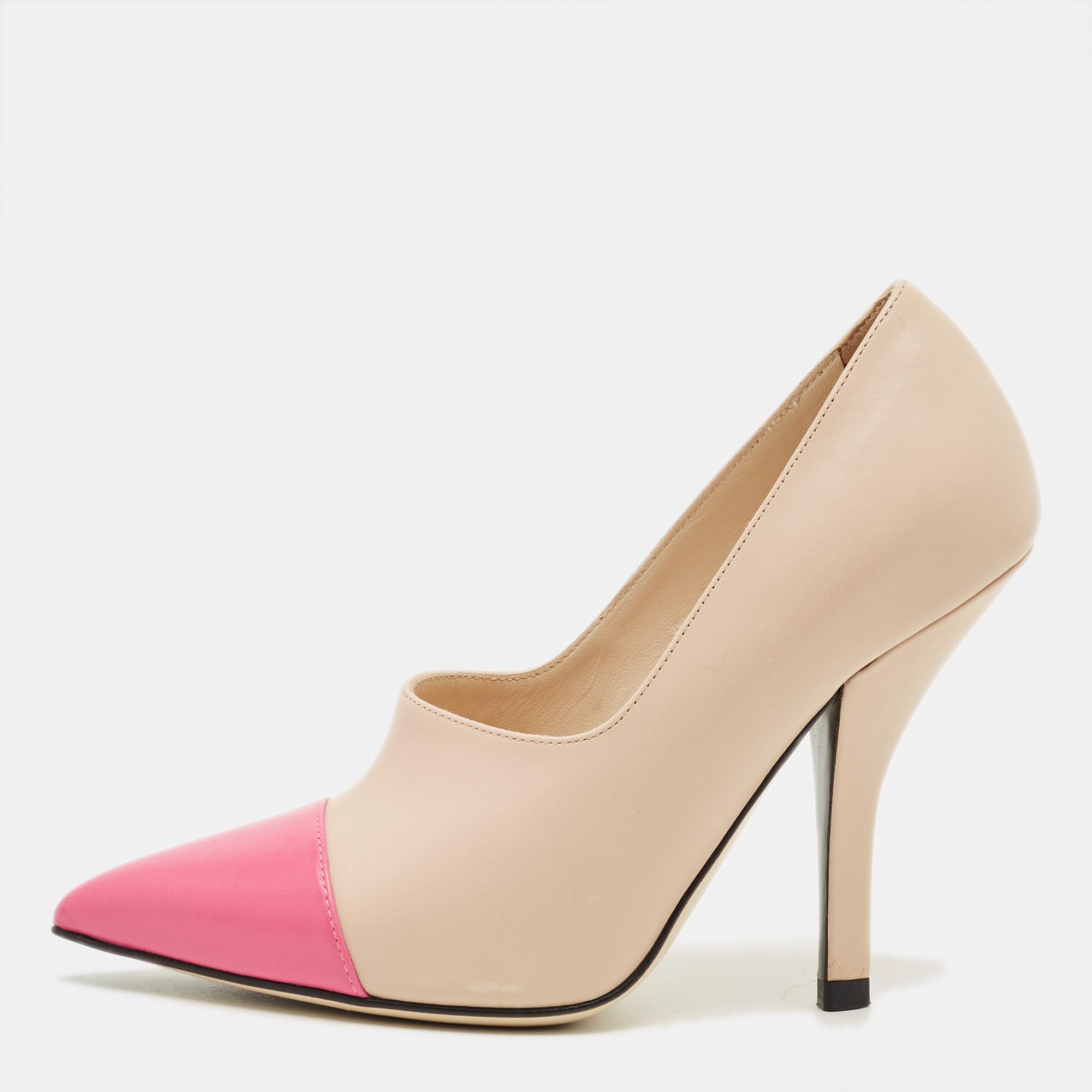 Pre-owned Fendi Beige/pink Leather Pointed Toe Pumps Size 35 In Sand