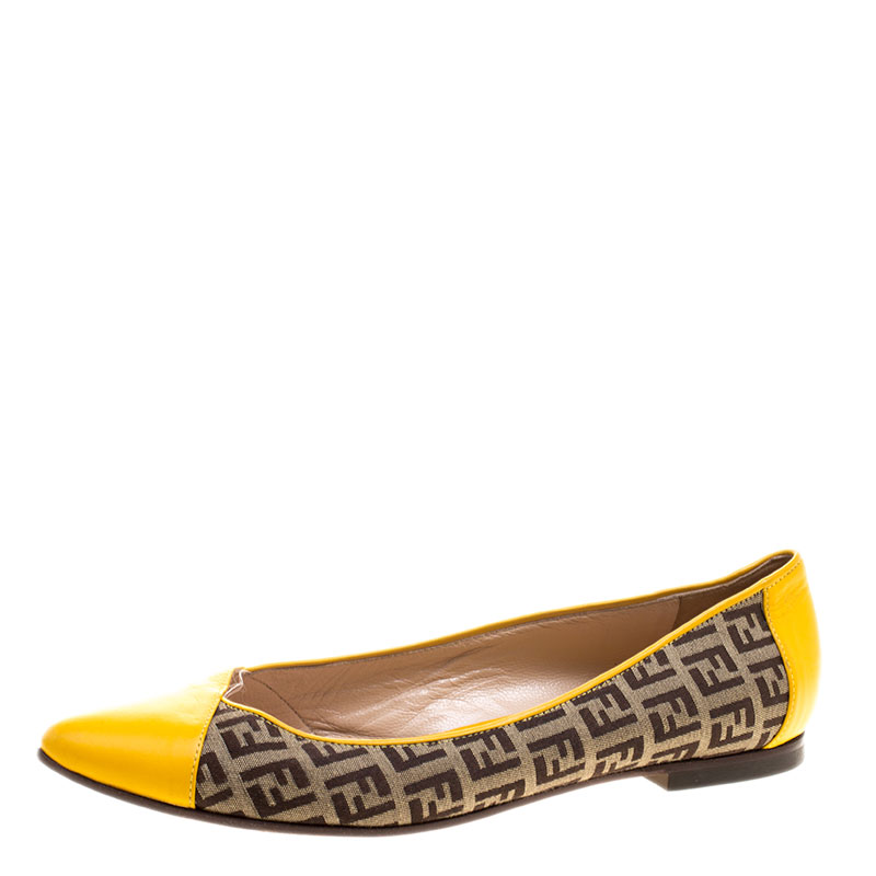 Pre Owned Fendi Brown Zucca Canvas and Yellow Leather Pointed Toe Ballet Flats Size 39