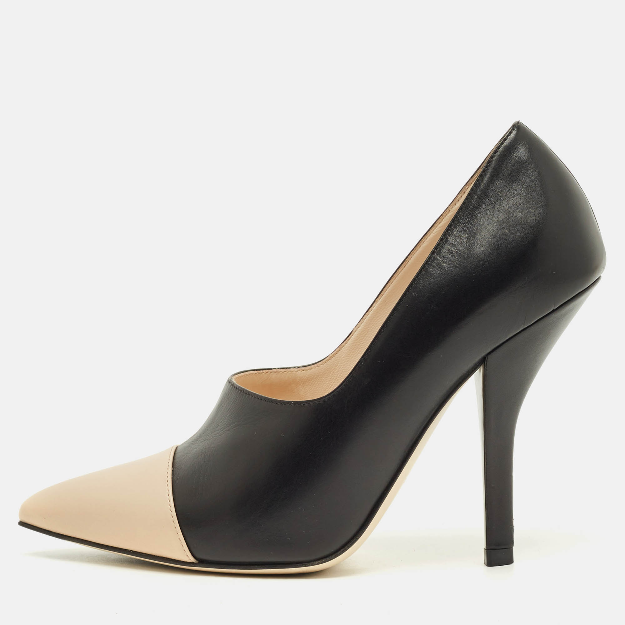 

Fendi Size  Black/Cream Leather Pointed Toe Pumps