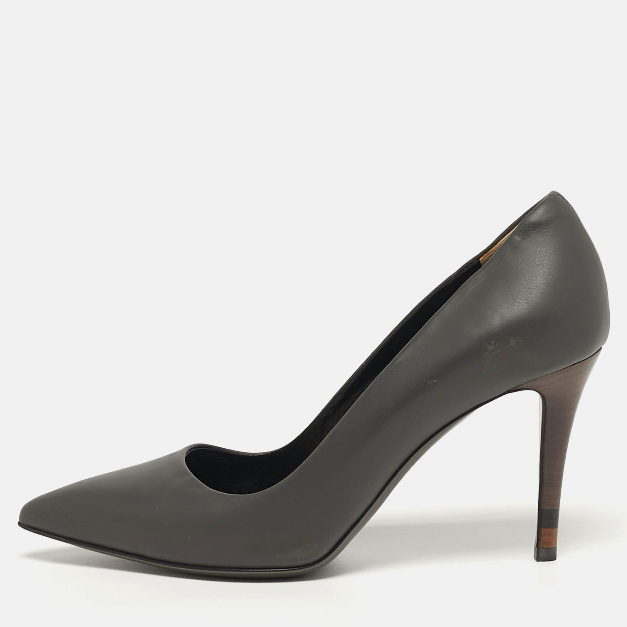 

Fendi Size  Dark Grey Leather Pointed Toe Pumps