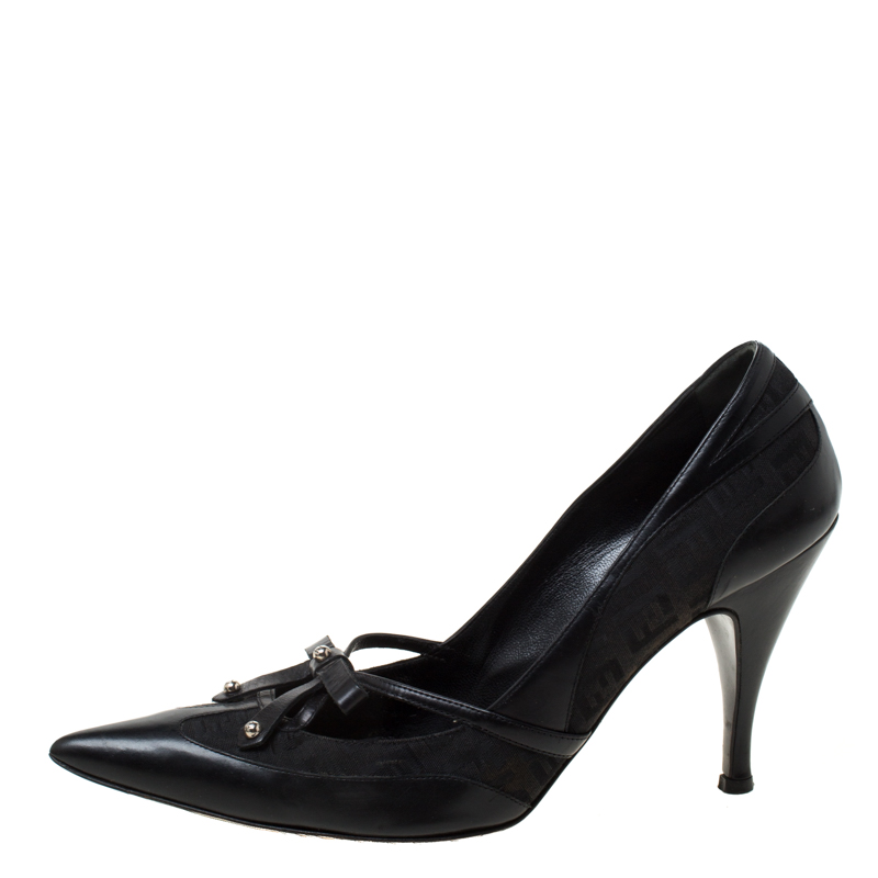 

Fendi Black Leather And Canvas Pointed Toe Pumps Size