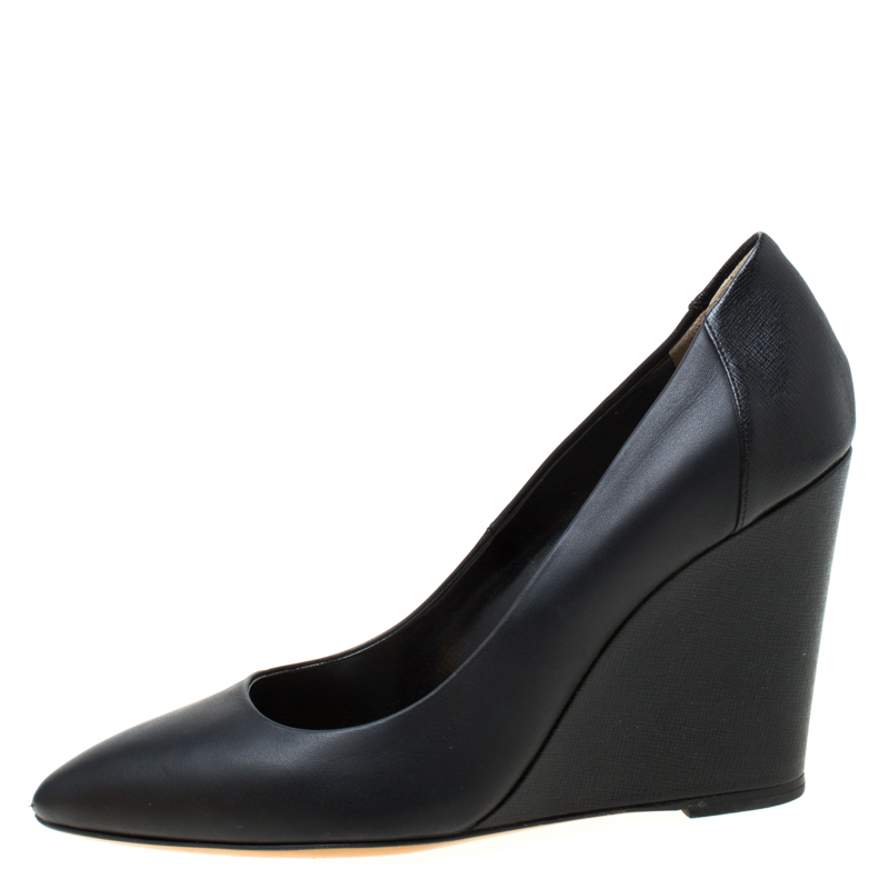 Leather Pointed Toe Wedge Pumps 