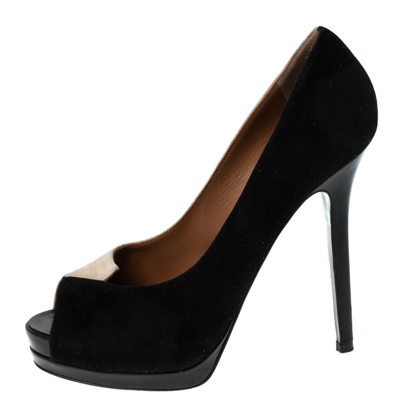 

Fendi Black/Beige Suede Peep Toe Pumps Size